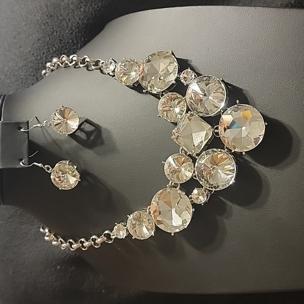 Necklace and Earring Set